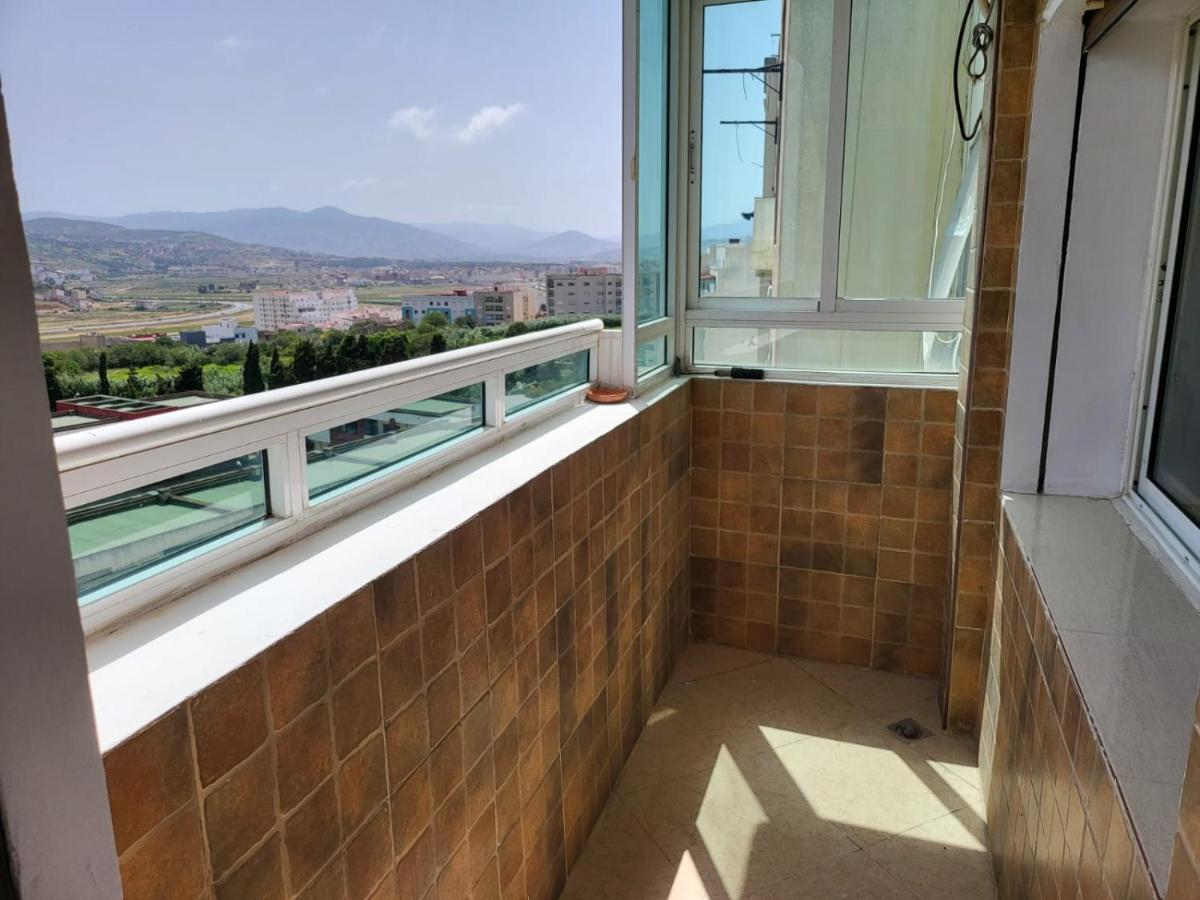 Vaste Appartement Au Centre De Tétouan Kültér fotó